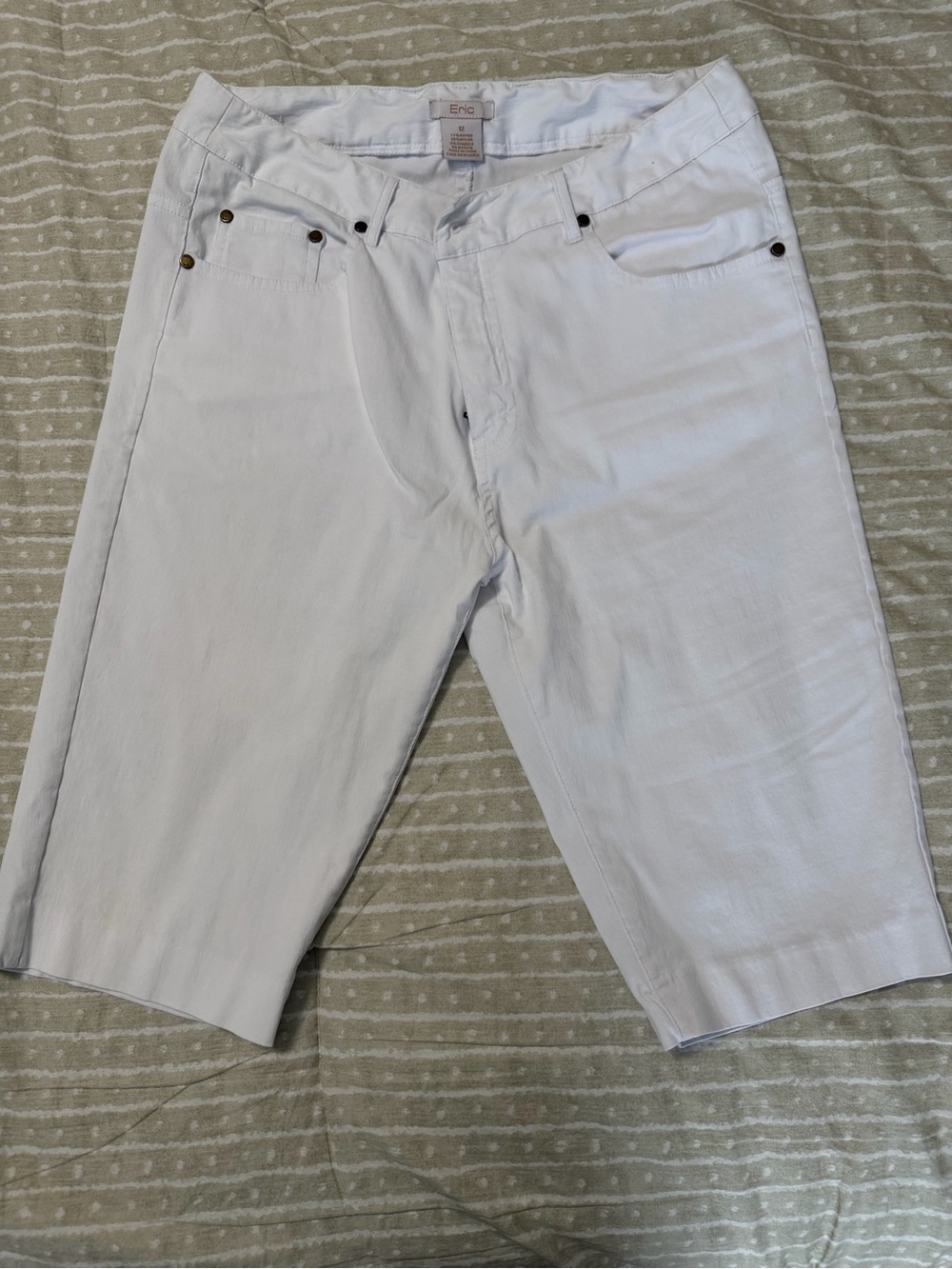 White Women’s Bermuda Shorts